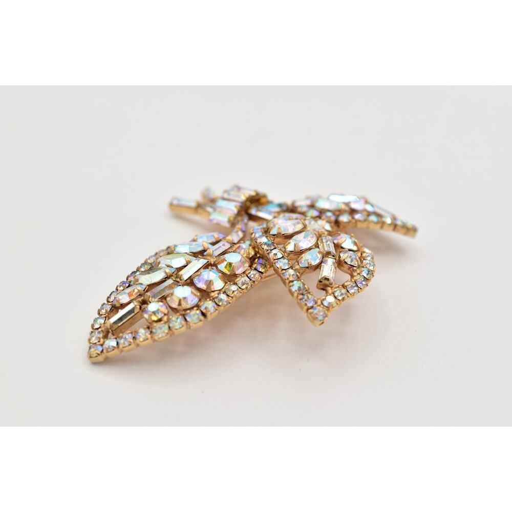 Vintage Crystal Leaf Pin Brooch Aurora Borealis Rhinestone Baguette Gold BinAL - Picture 7 of 12